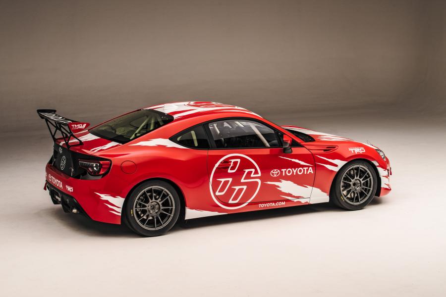  Toyota GT 86 CS 2016 года  (фото 6 из 9)